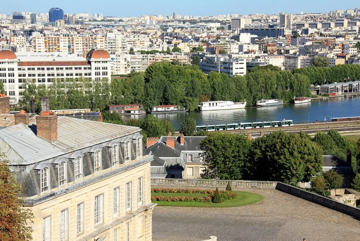 Acheter un pied-à-terre à Paris : le guide complet