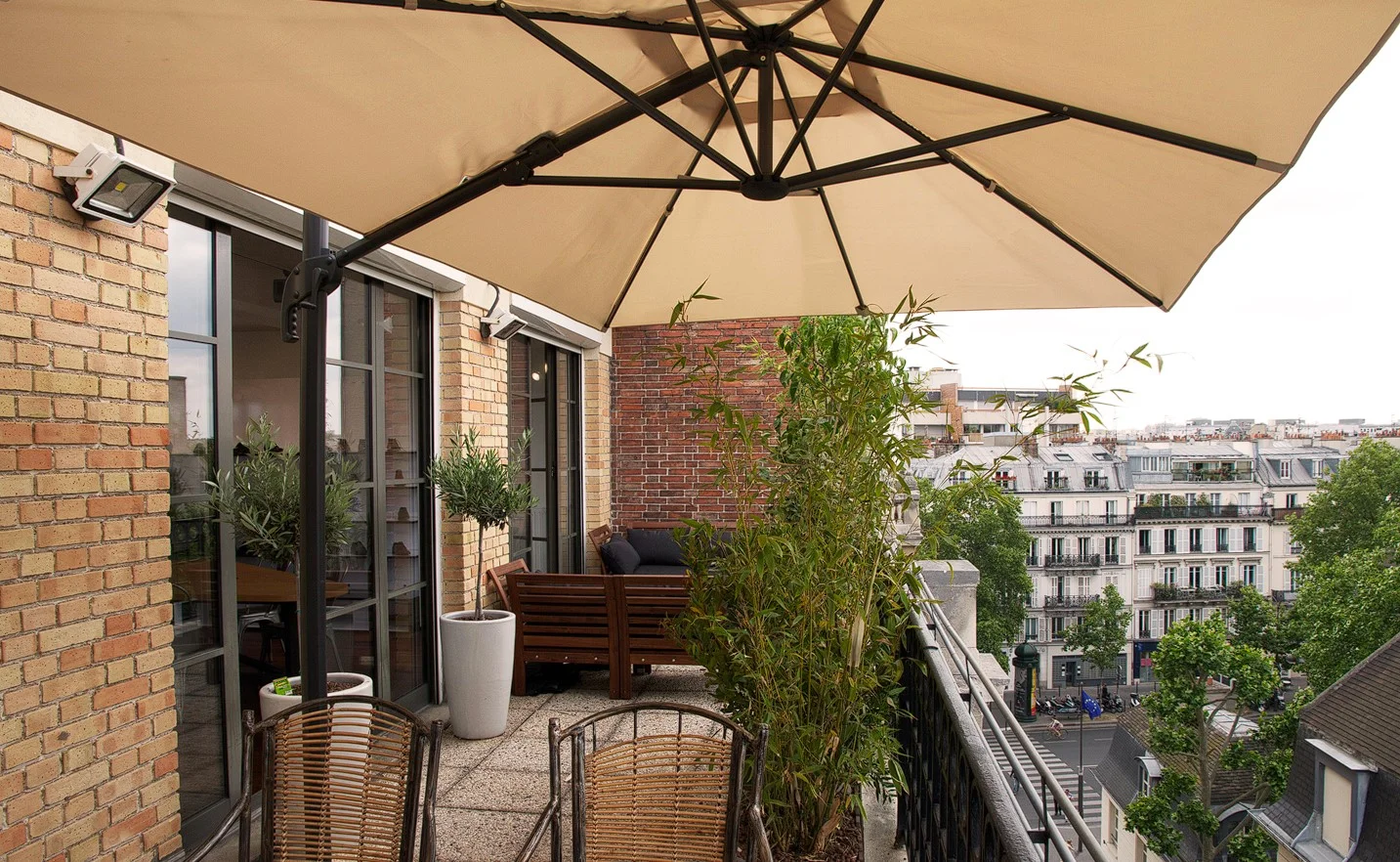 Appartement avec terrasse à Paris : 85 m² avec 18 m² d'extérieur trouvés dans le 12e
