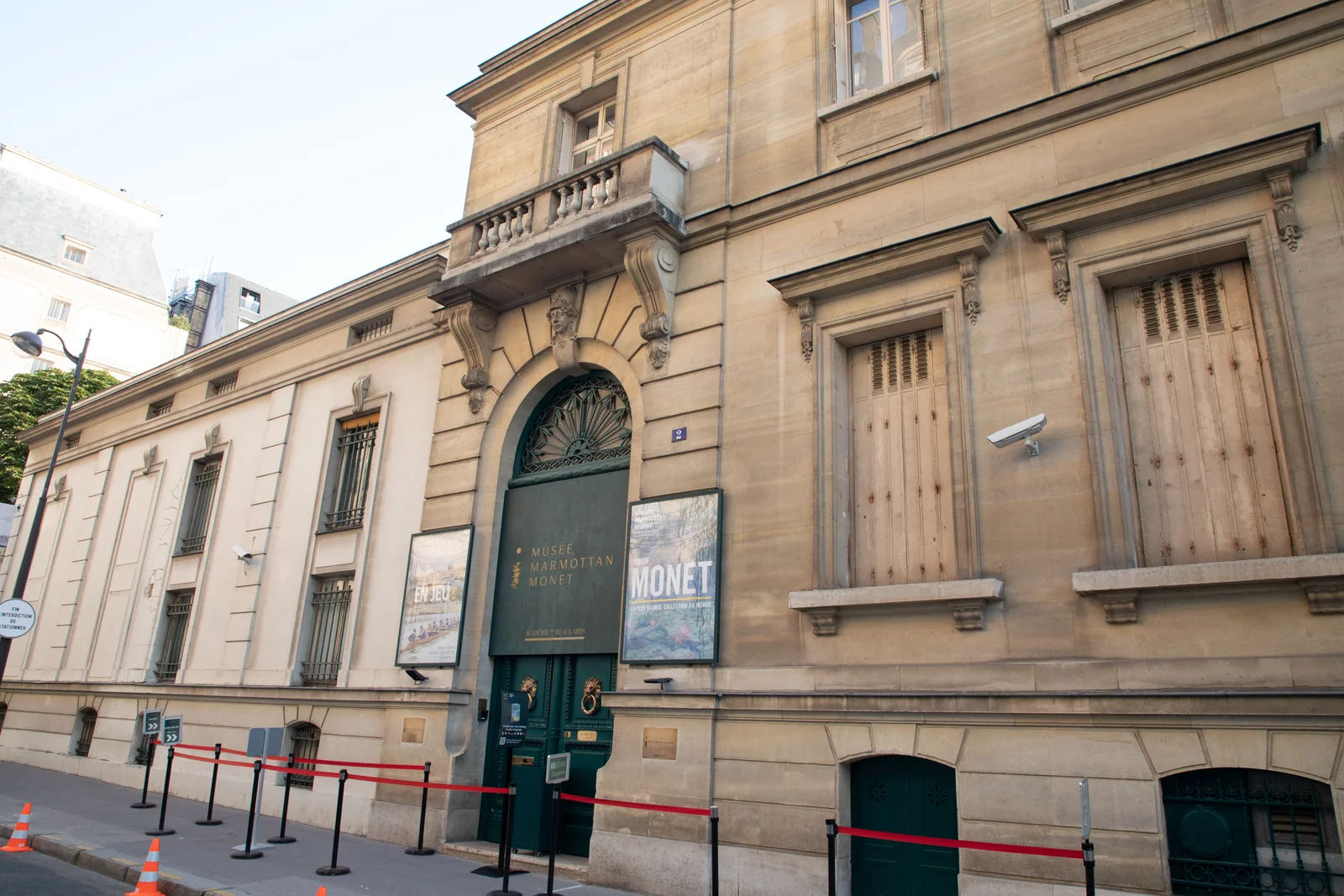 Duplex avec terrasse dans le 16e : 155 m² à Victor Hugo pour une famille de 5