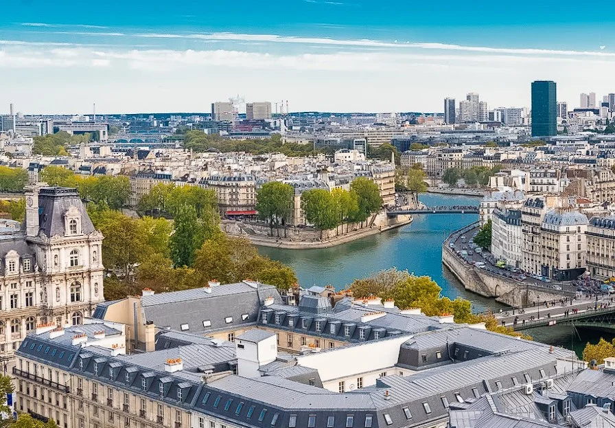 S'installer à Paris : les 20 démarches administratives essentielles